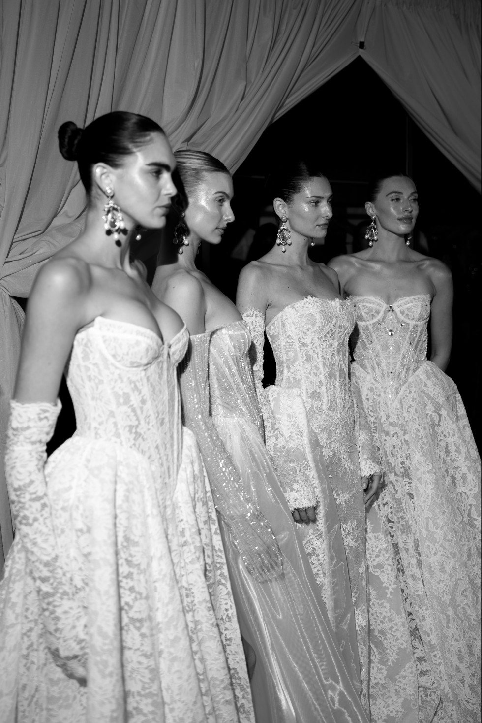 brudklänningar med korsett