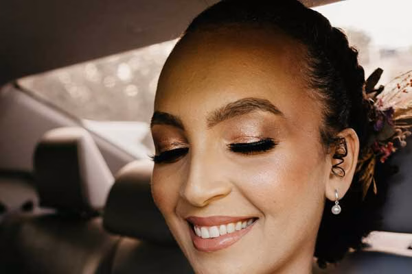 Tannbleking bryllup hos Tønsberg Tannhelse for et perfekt smil.