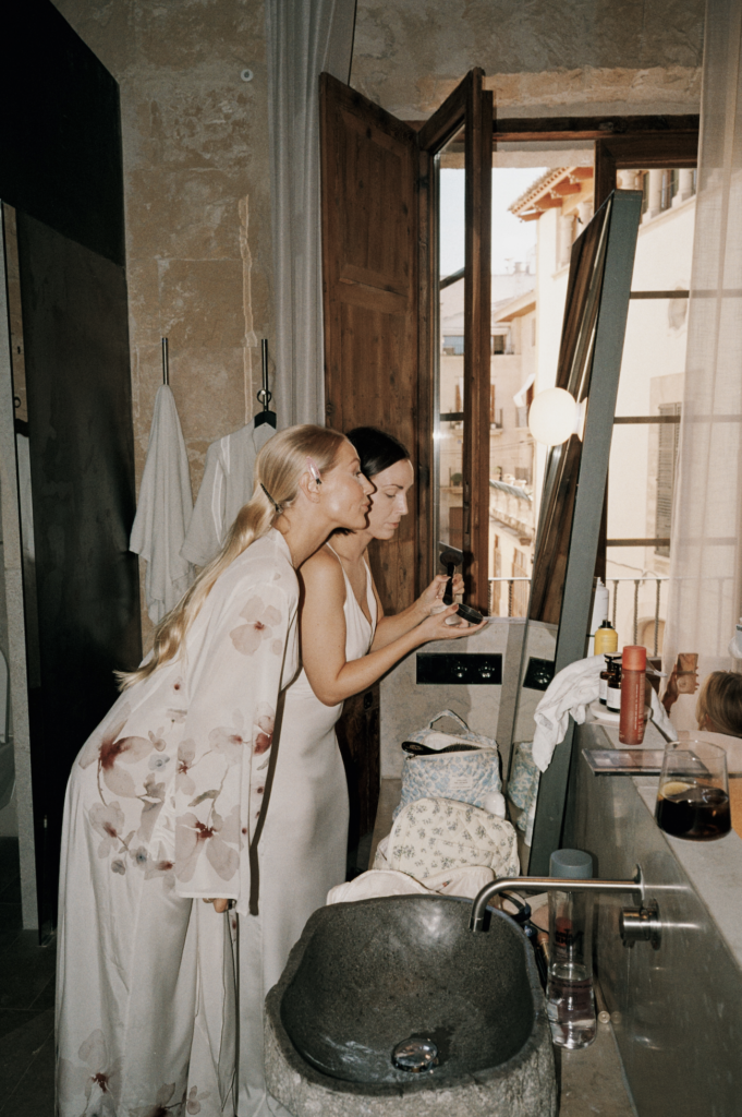 Luksuriøse undertøy bryllup og bridal lingerie, inspirasjon for brudens forberedelser og bryllupsmorgen.